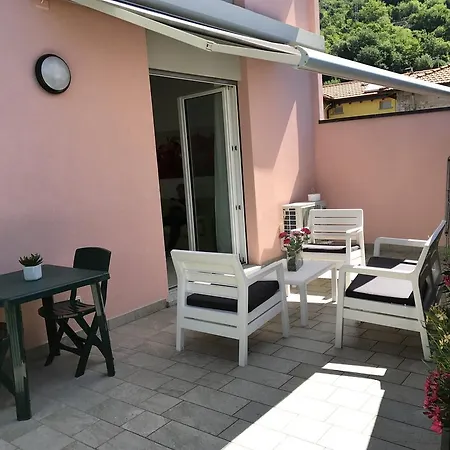 Apartment Casa Di Ale & Olly Mandello del Lario